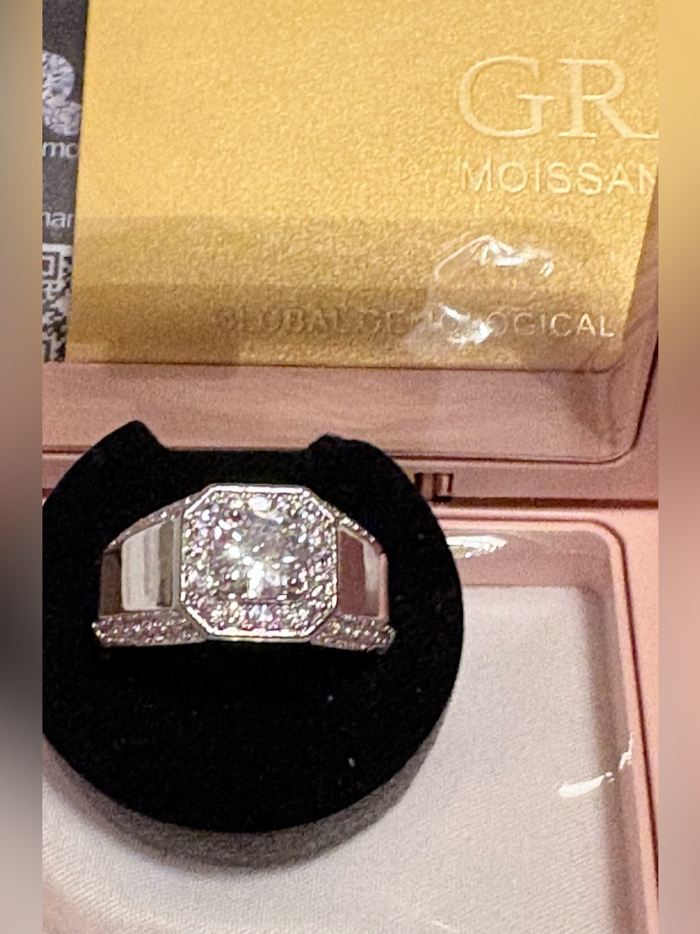 1.5 Carats Moissanite Ring GRA Card & Gift Box New without tags
